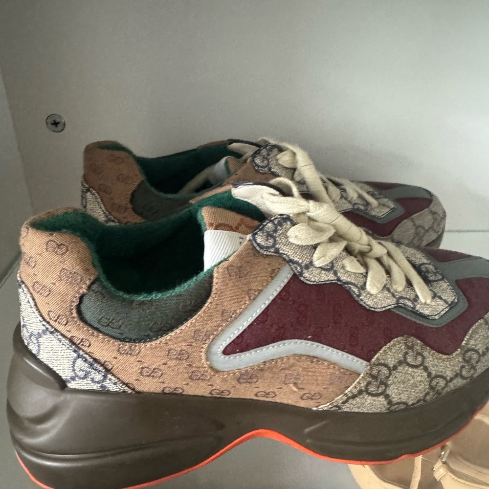 Gucci Sneakers with Red and Tan Accents